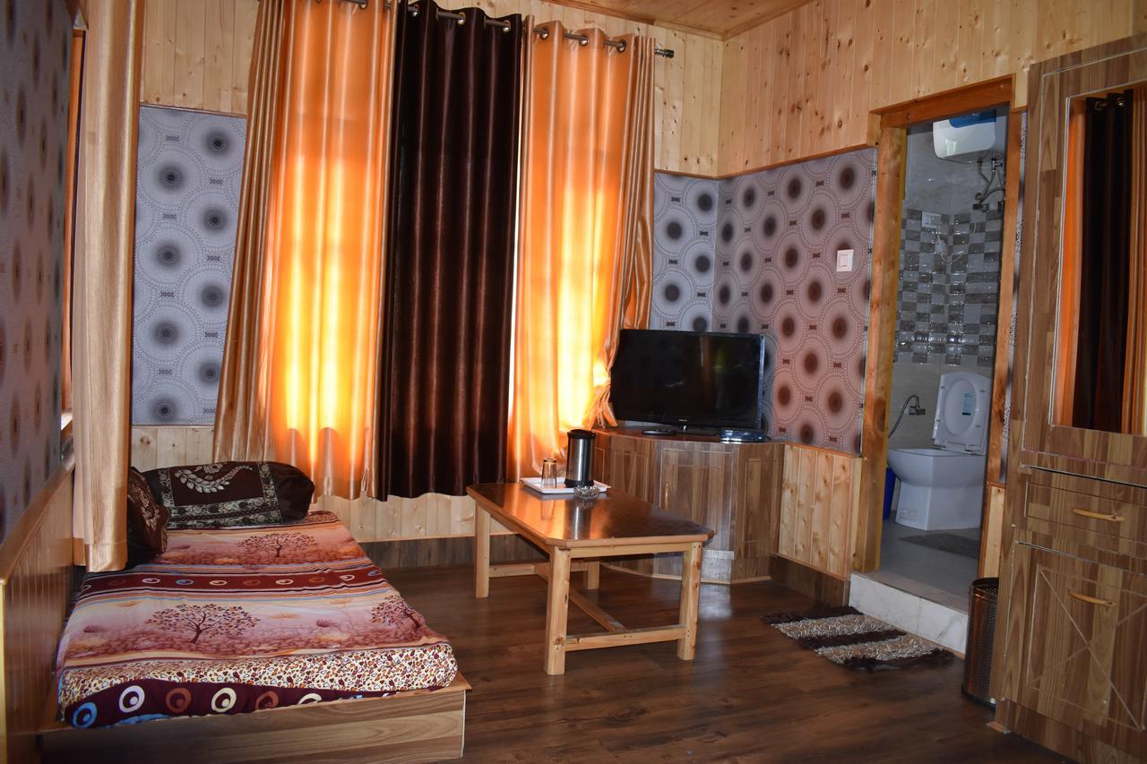 White House Kasol Exterior foto