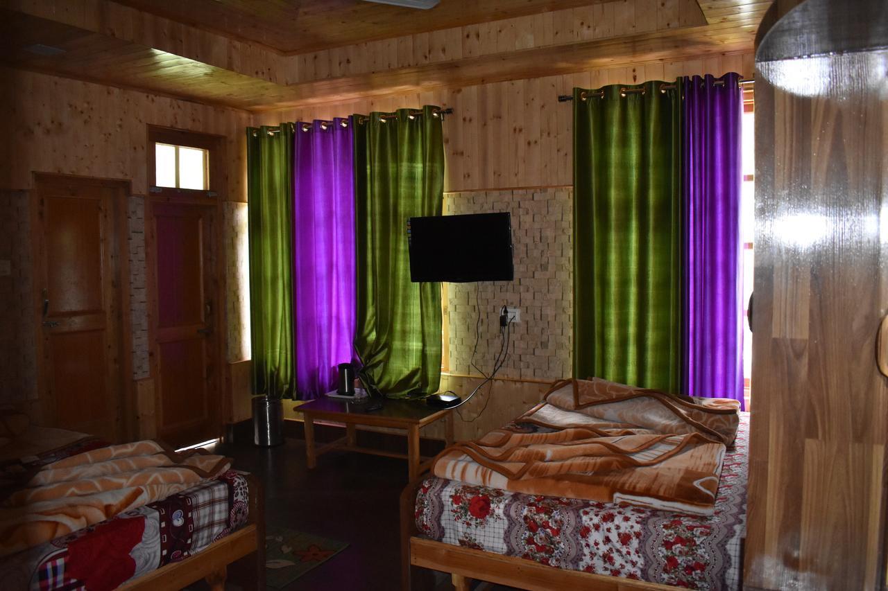 White House Kasol Exterior foto